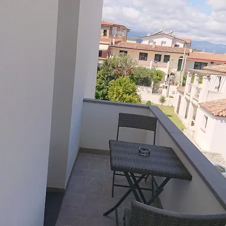 ホテル Ogliastra ロッツォラーイ