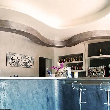 ホテル Ogliastra ロッツォラーイ